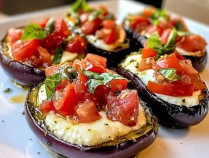 pieczony bakłażan z pomidorami i mozzarellą