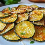 chips z cukinii z parmezanem